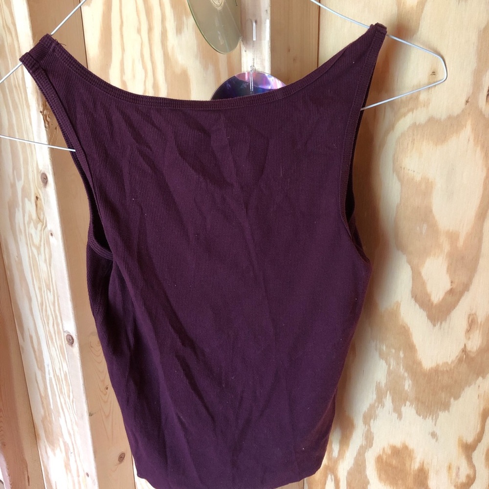 Distressed Crop Tank - Picture 4 of 5